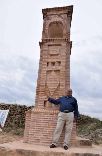 Perión restaurado en Huesa del Común (Aragón)